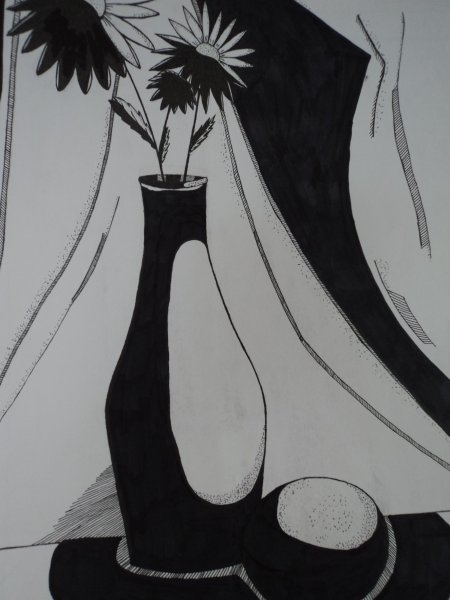 Декоративный натюрморт черно белый