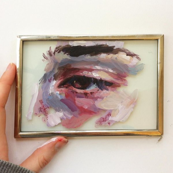 Глаз акрилом