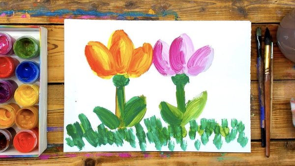 Рыба кит папа рисует гуашью