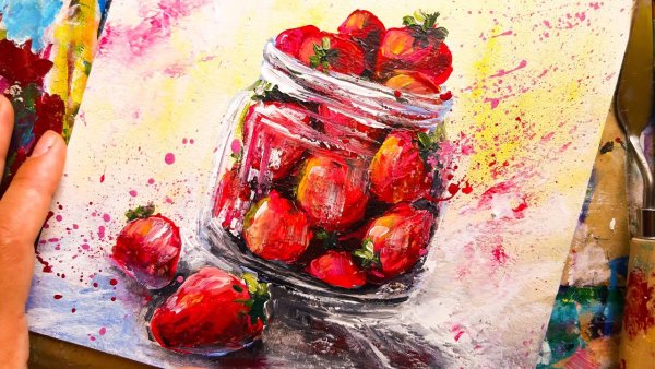 Клубника акрилом