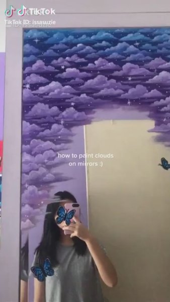 Рисунки на зеркале акрилом