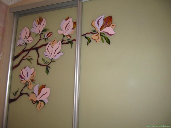 Роспись по зеркалу на шкаф