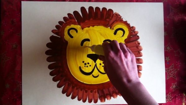 Голова Льва красками для детей