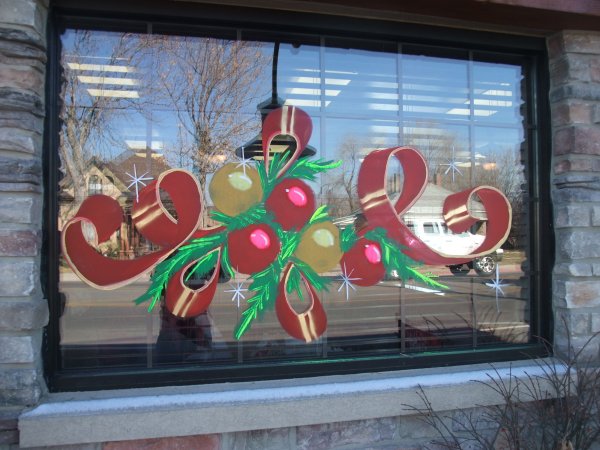 Украшение окон гуашью