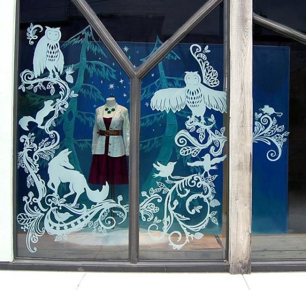 Новогодние узоры на витрине