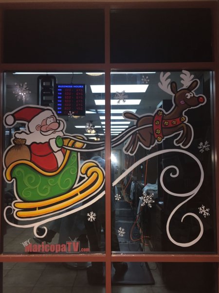 Рисование на окнах витрины