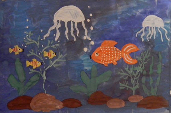 Рисование рыбки в аквариуме