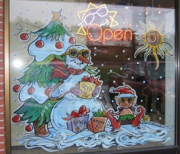 Новогодние узоры на витрине