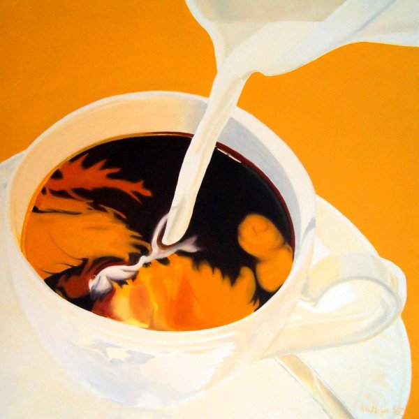 Рисунок на кофе в стеклянной