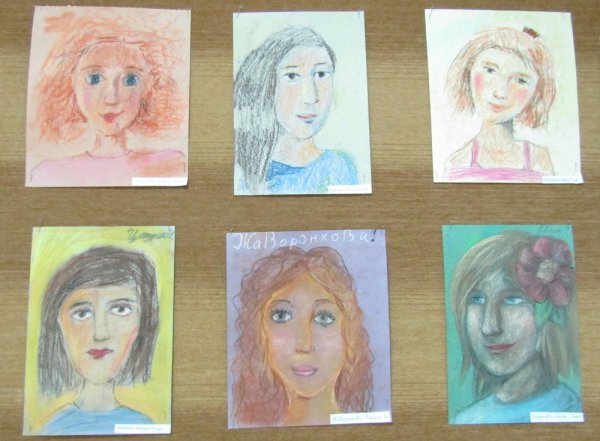 Портрет мамы в разных техниках