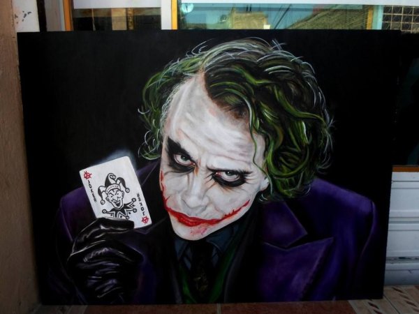 Джокер хит Леджер с картой Джокер