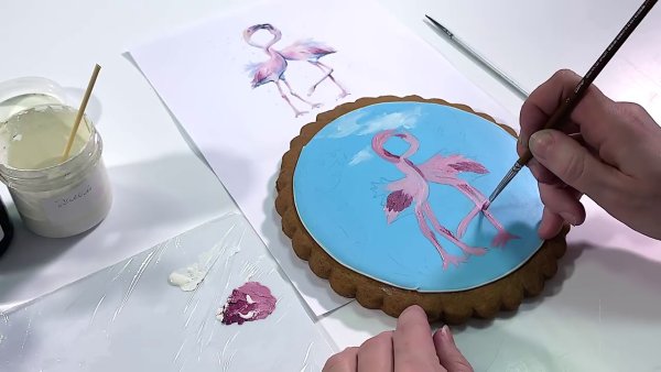 Рисование на торте пищевыми красителями