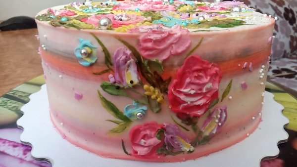 Торты с художественной росписью кремом