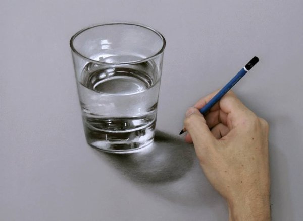 Вода в стакане референс