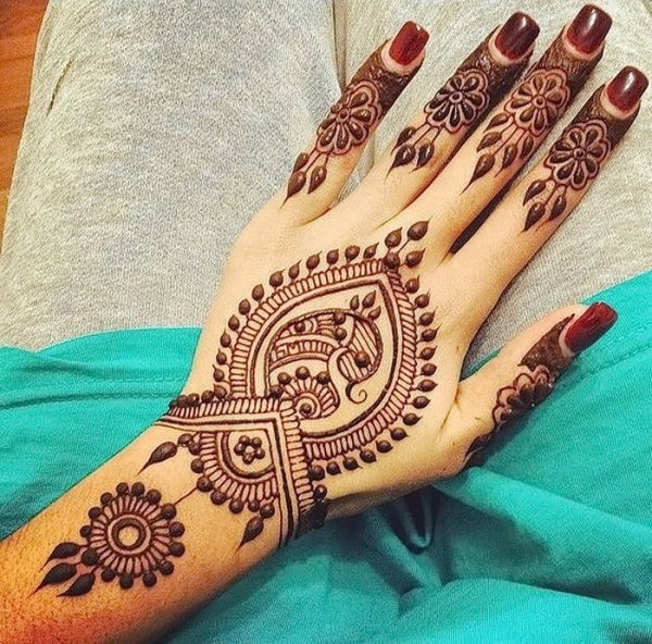 Менди тату хной