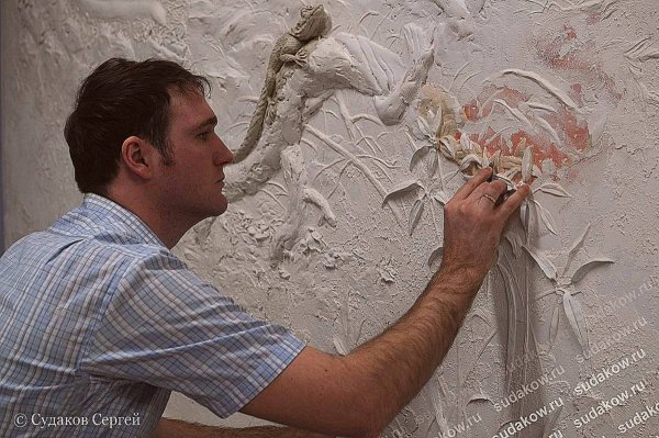 Барельеф из гипсовой штукатурки