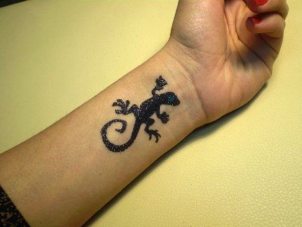 Мехенди для мальчиков на руке