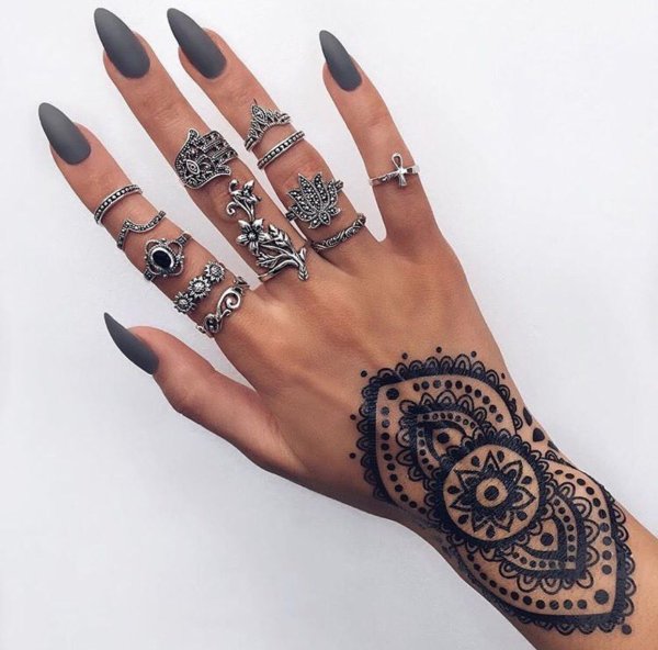 Хна для ногтей черная