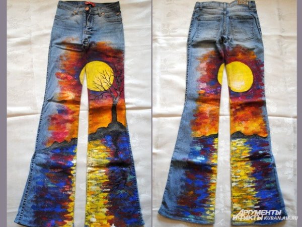 Роспись штанов акриловыми красками