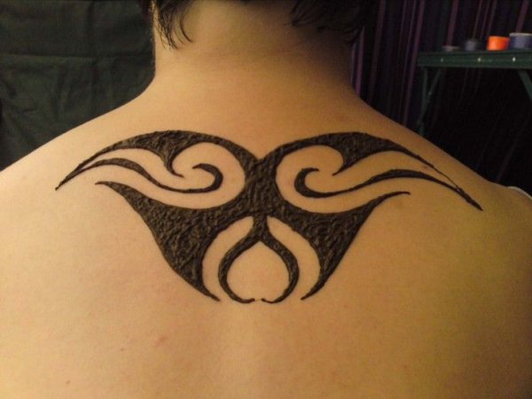 Тату хной на спине для мужчин