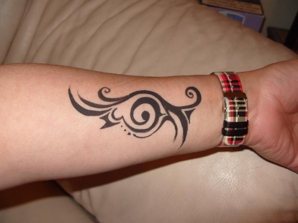 Рисование хной на руках мужские