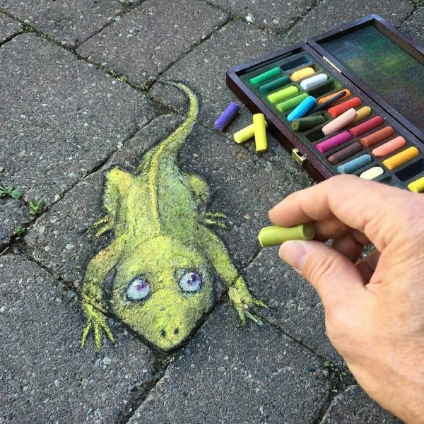 Рисунки мелками