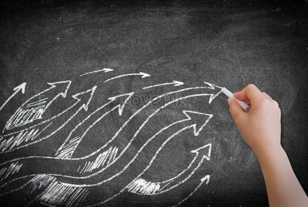 Рисование мелом на бумаге