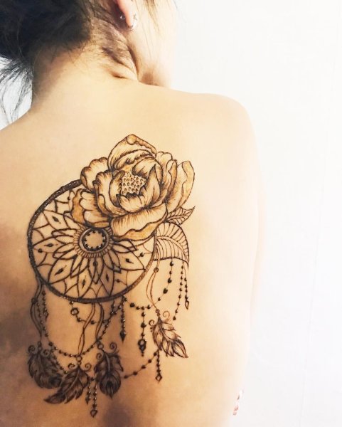 Татуировки в стиле мехенди