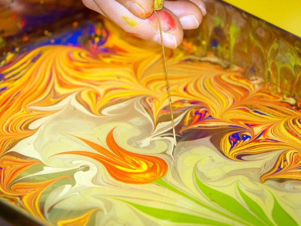 Рисование на воде эбру