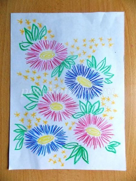 Рисование цветов восковыми мелками и акварелью