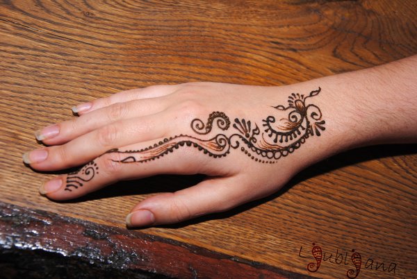 Роспись хной Индия