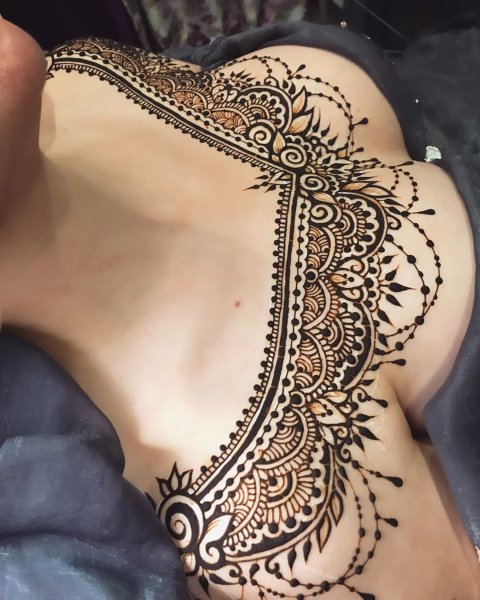 Рисунки хной на спине