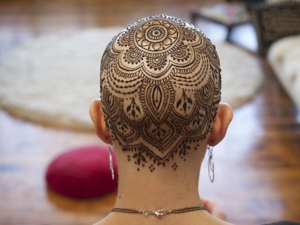 Тату на голове