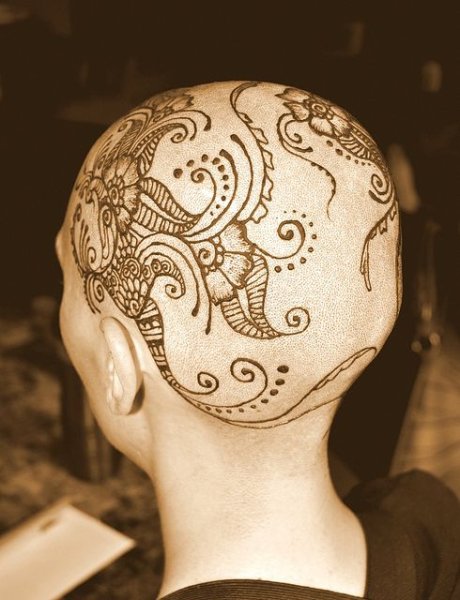 Мехенди на голове