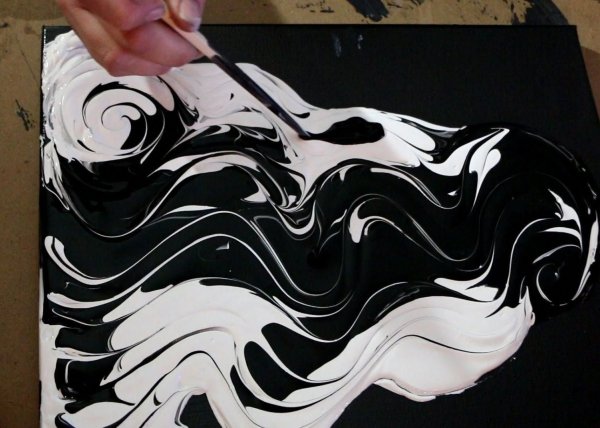 Рисование черной краской