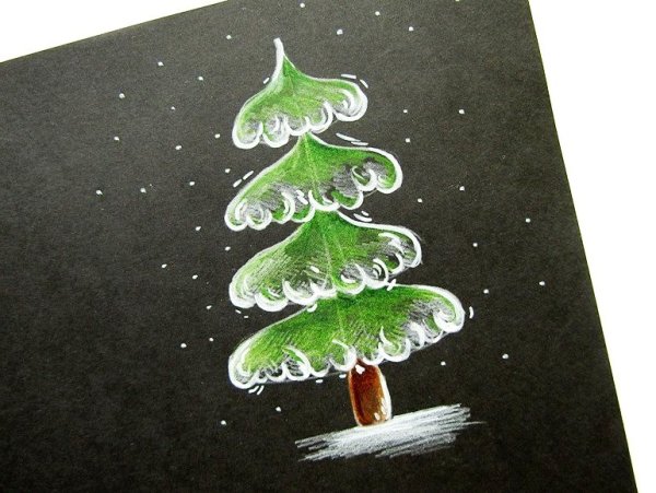 Елка цветными карандашами