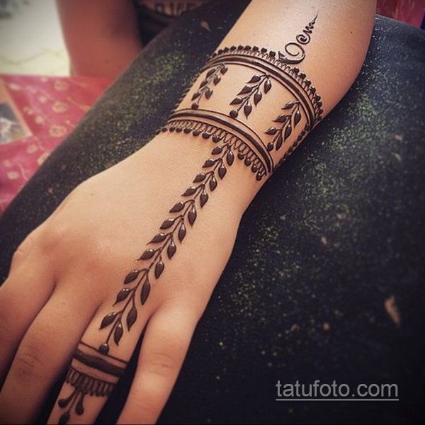 Тату браслет мехенди