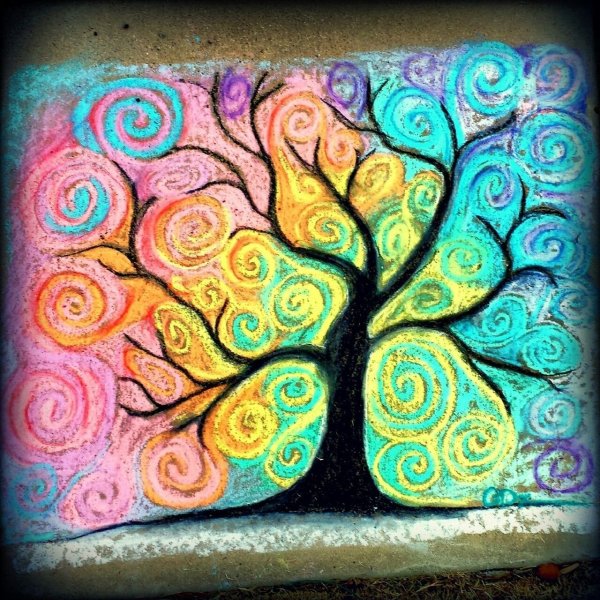 Рисование мелками на бумаге