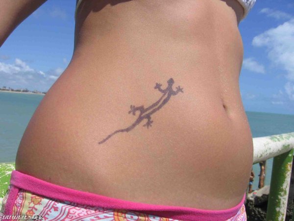 Рисунки татуировок на живот