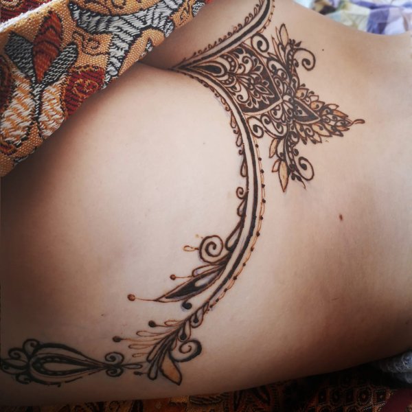 Мария Гинкас мехенди