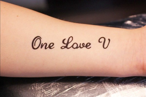 Надписи хной