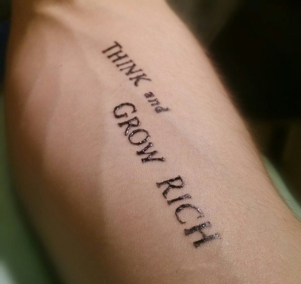 Тату легкие надписи