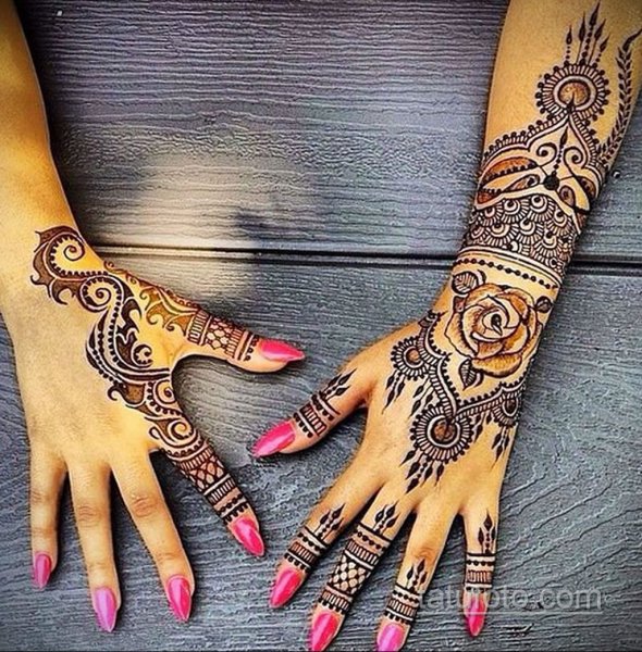 Тату мехенди на кисти
