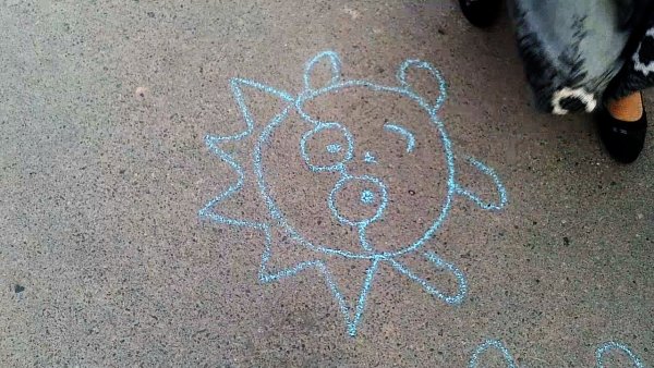 Рисунки на асфальте мелками