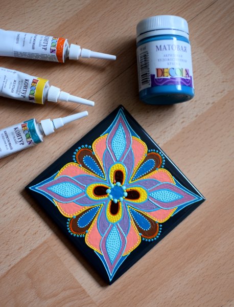 Роспись контурными красками