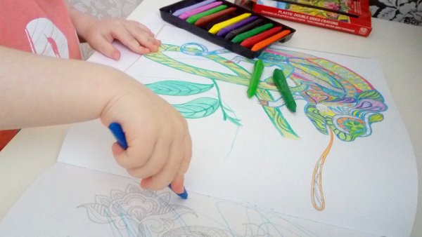 Красивое занятие рисование