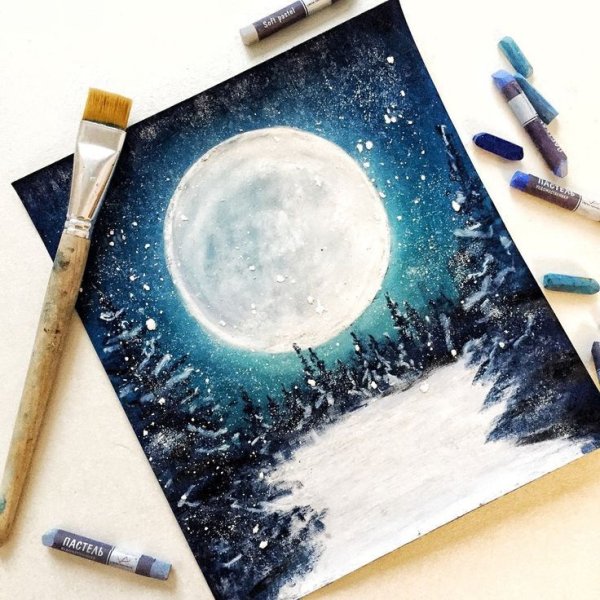 Луна гуашью