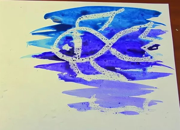 Рисование воском и красками