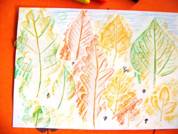 Листики в нетрадиционной технике рисования