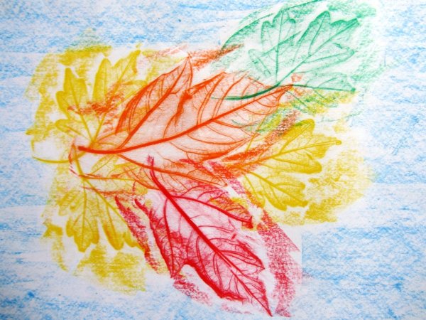 Рисование листьями деревьев